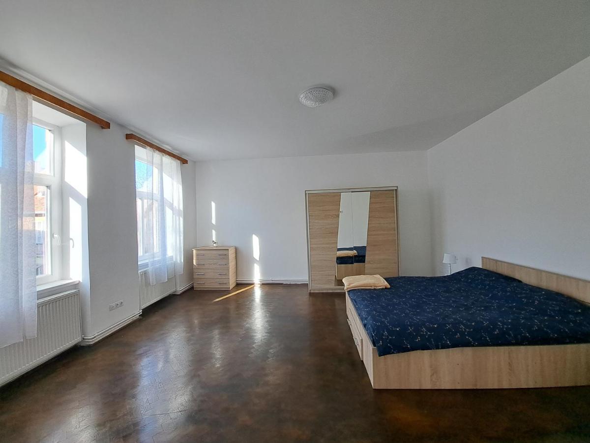 Cozy Apartment In The Heart Of Sibiu Exteriör bild
